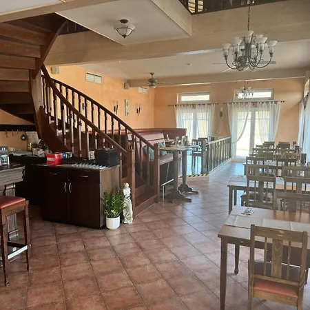 Dionysos Hotel